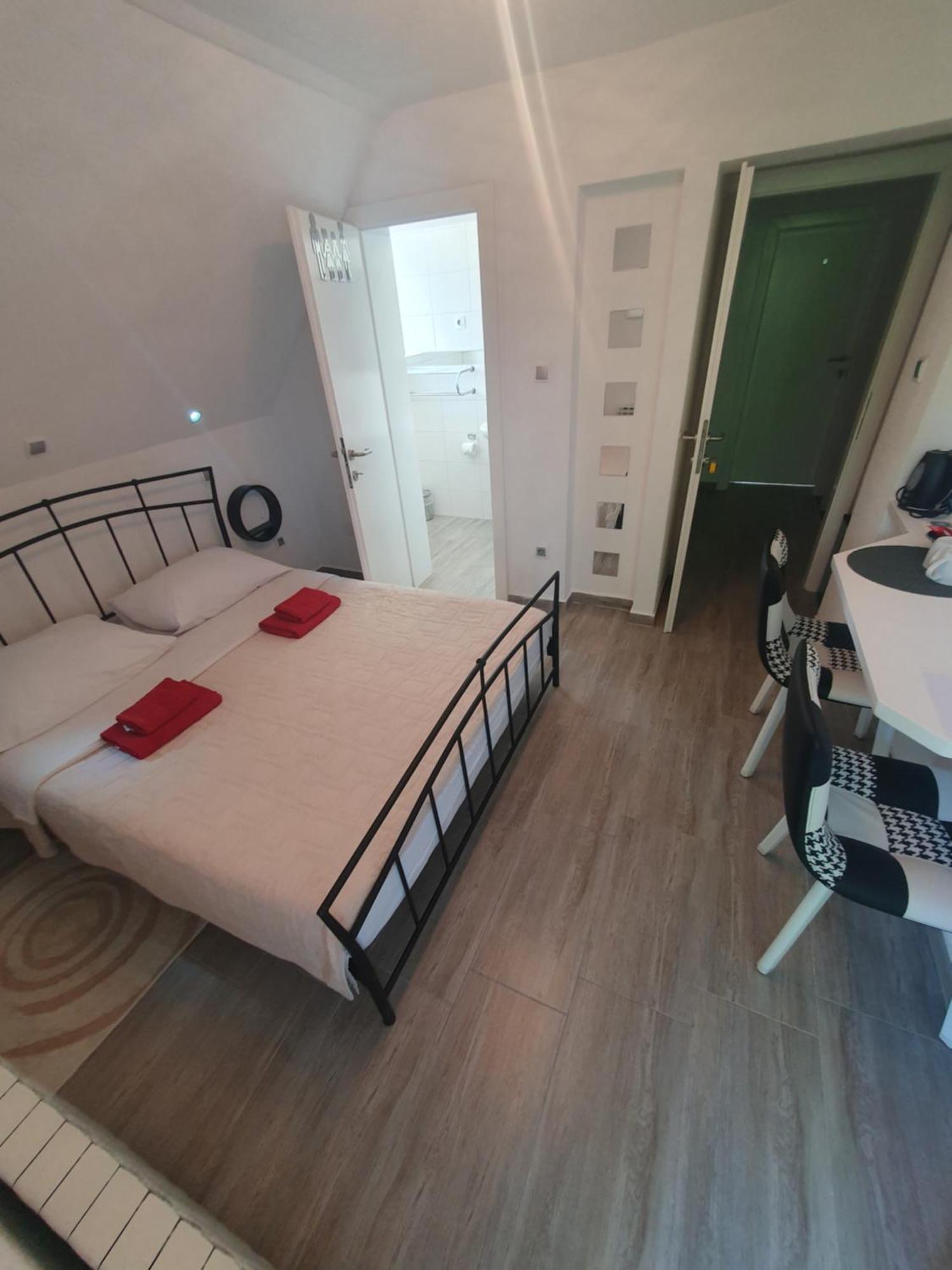 Guesthouse Nikola Plitvička Jezera Habitación foto