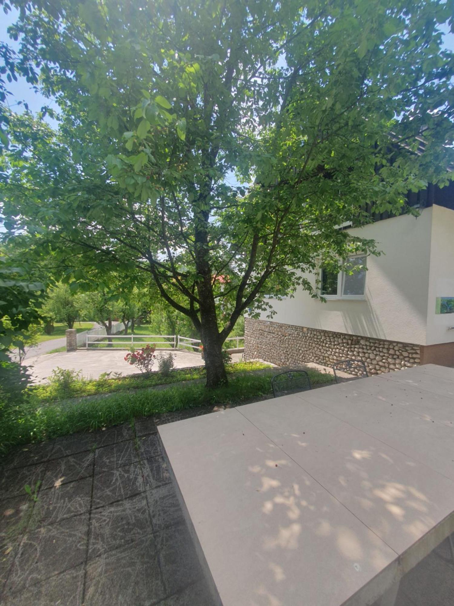 Guesthouse Nikola Plitvička Jezera Exterior foto