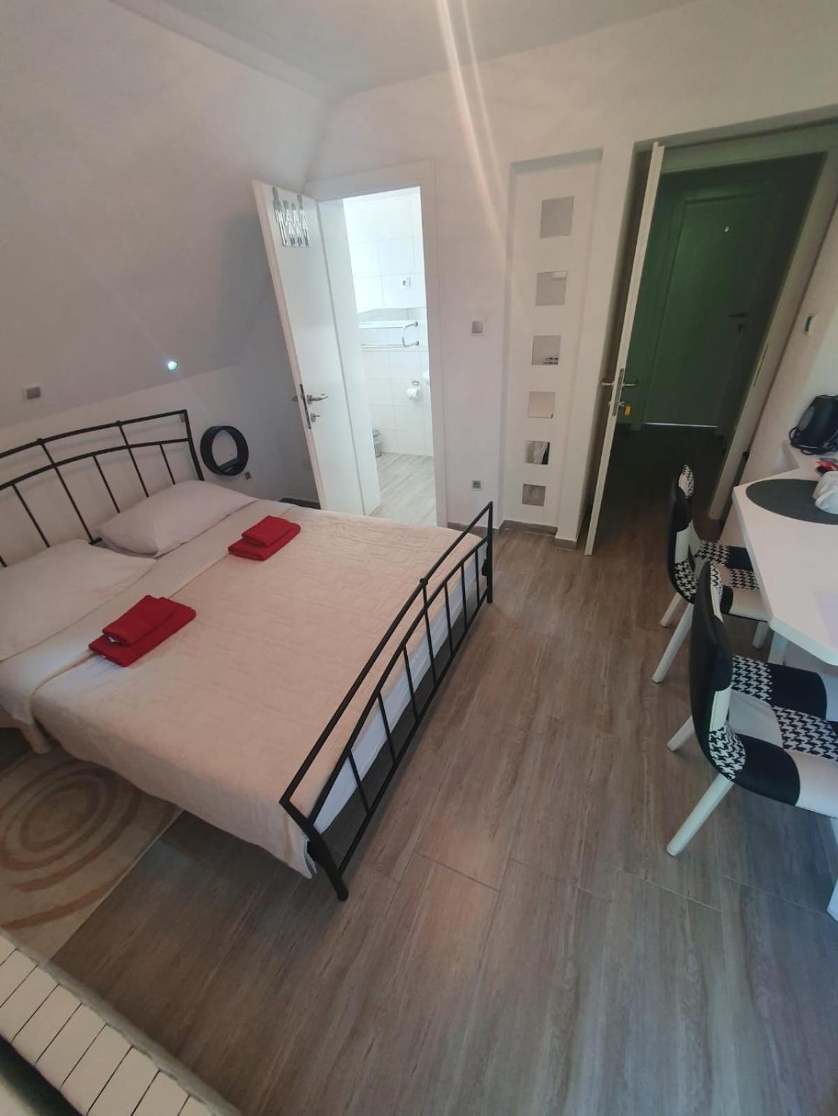 Guesthouse Nikola Plitvička Jezera Exterior foto